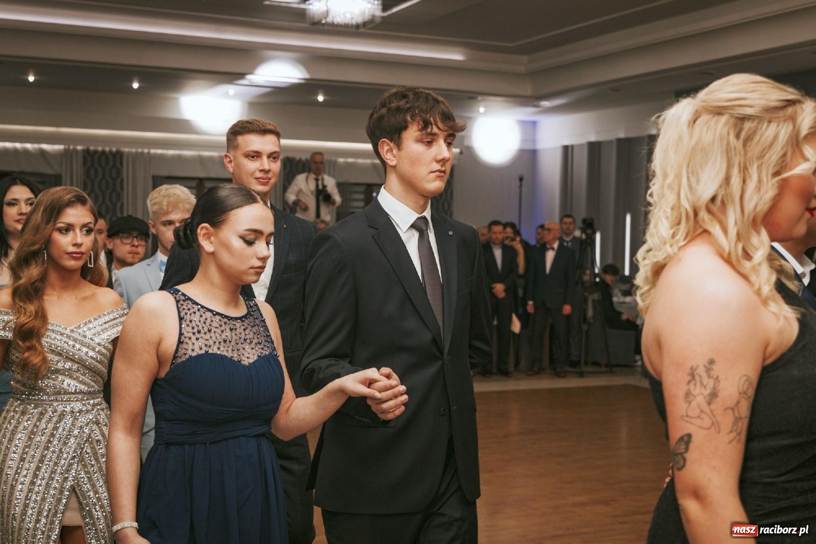 Zdjęcie w galerii na portalu naszraciborz.pl: W ZSOMS studniówka i Abraham [FOTO i WIDEO] wiadomości z regionu