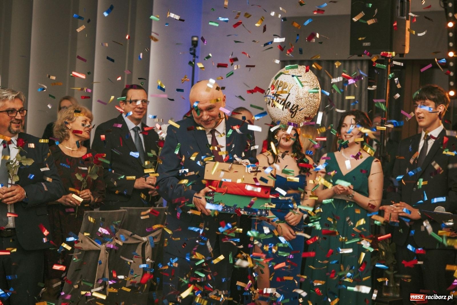 Zdjęcie w galerii na portalu naszraciborz.pl: W ZSOMS studniówka i Abraham [FOTO i WIDEO] wiadomości z regionu