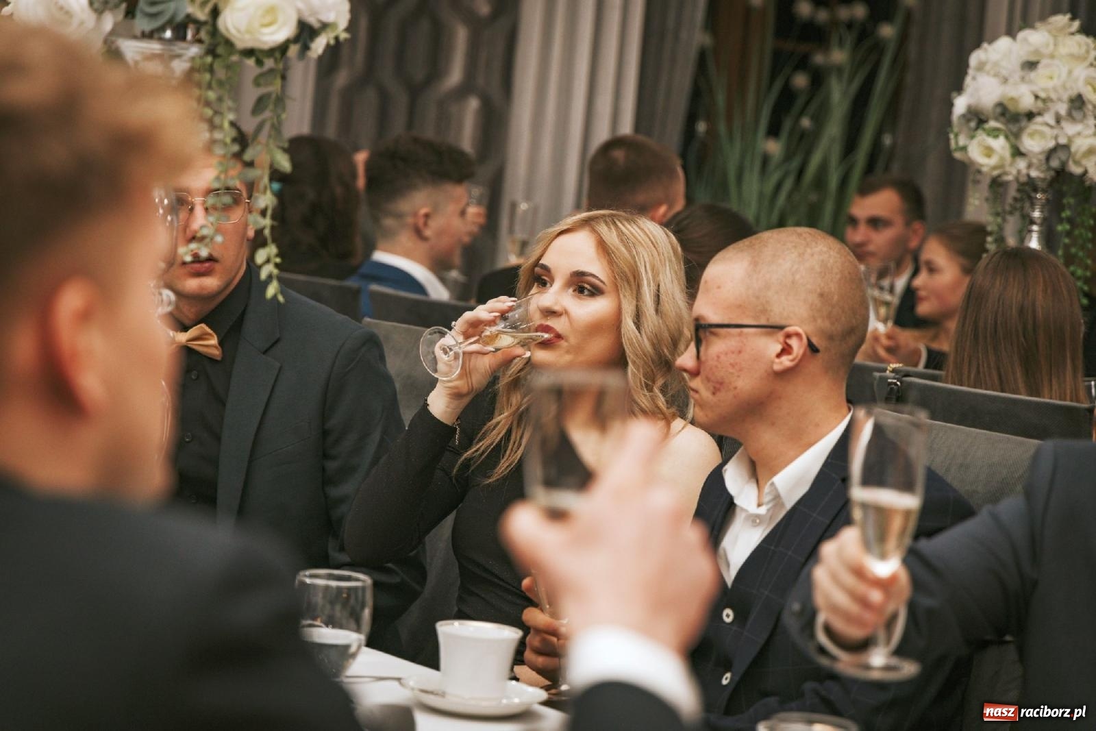 Zdjęcie w galerii na portalu naszraciborz.pl: W ZSOMS studniówka i Abraham [FOTO i WIDEO] wiadomości z regionu