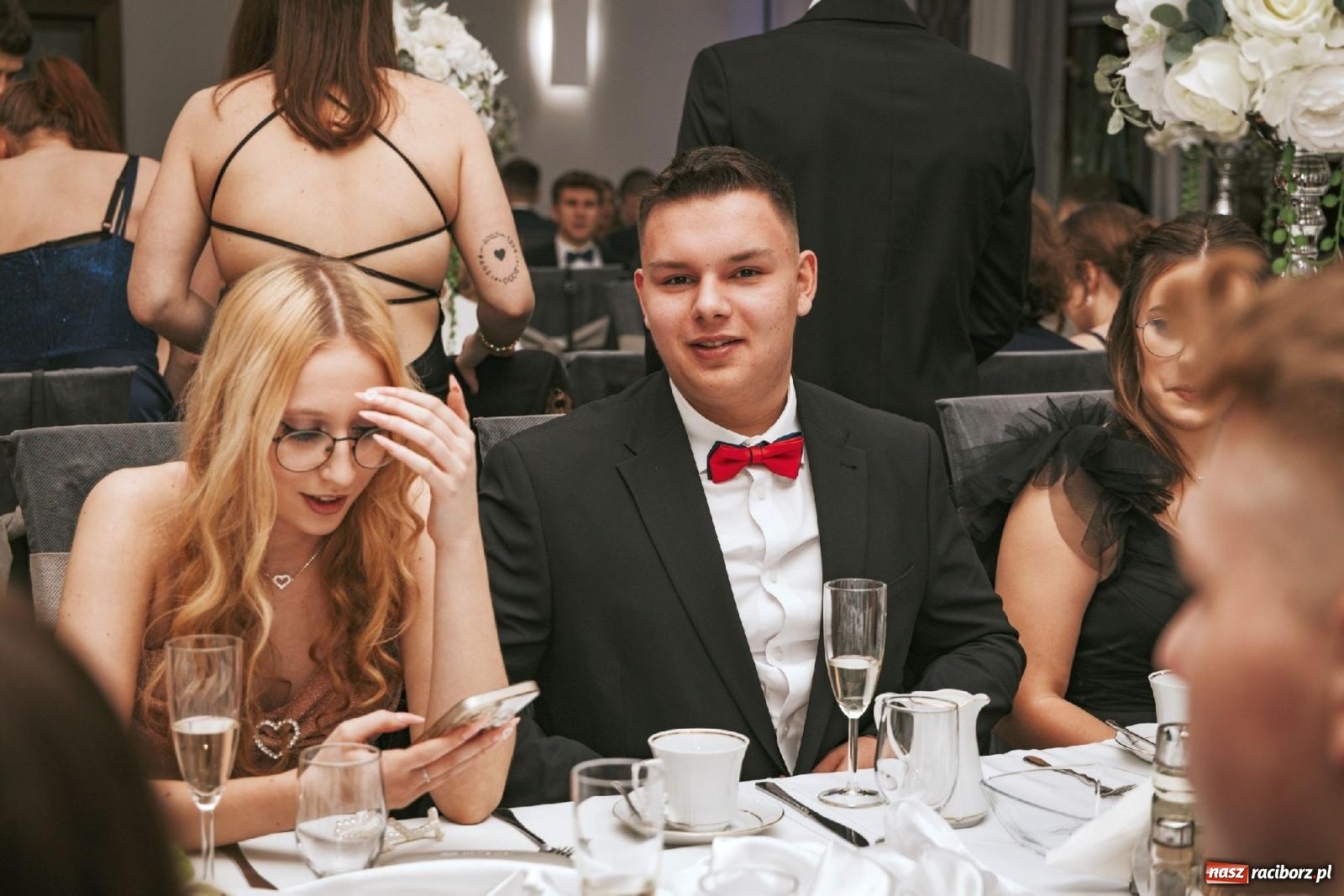 Zdjęcie w galerii na portalu naszraciborz.pl: W ZSOMS studniówka i Abraham [FOTO i WIDEO] wiadomości z regionu