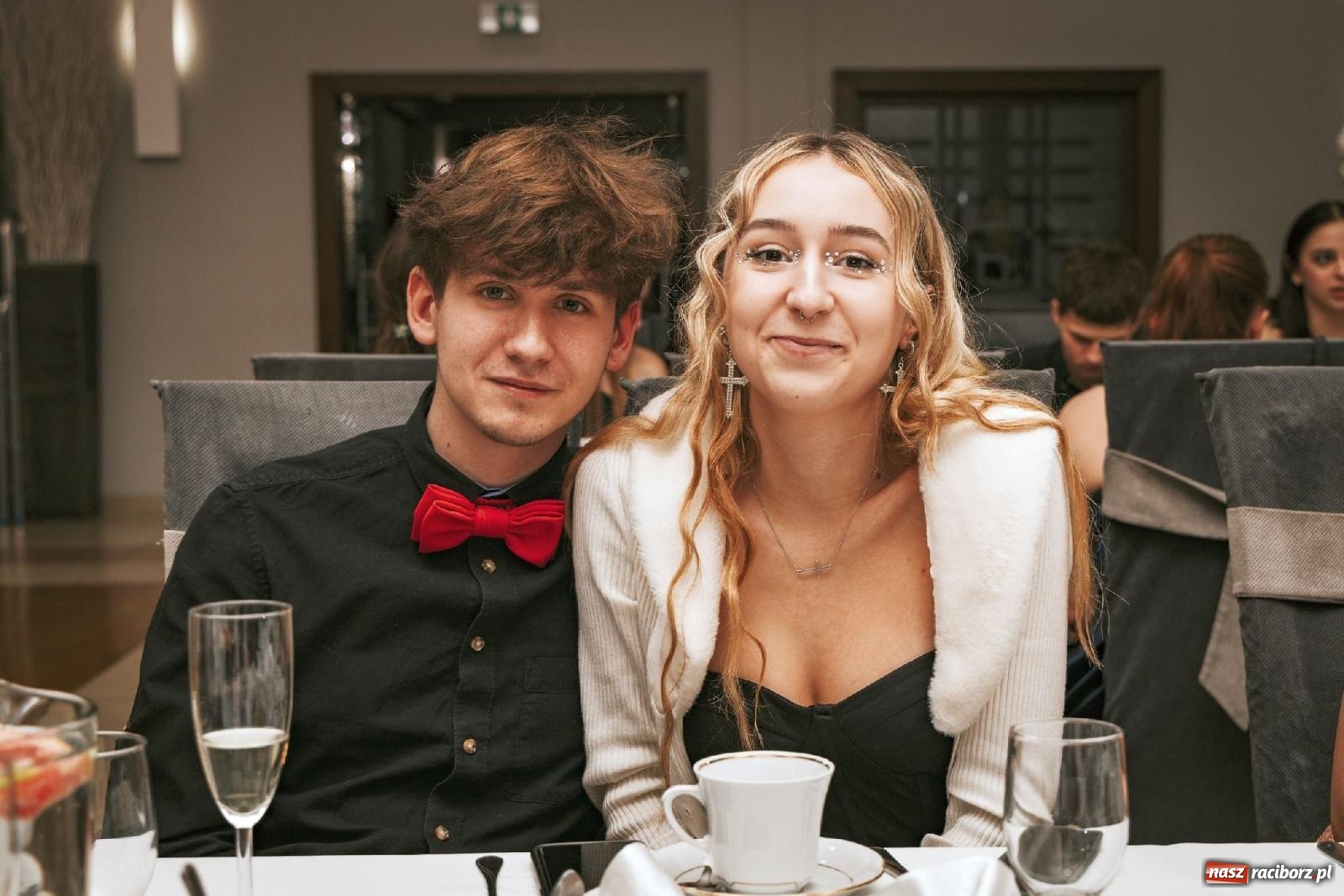 Zdjęcie w galerii na portalu naszraciborz.pl: W ZSOMS studniówka i Abraham [FOTO i WIDEO] wiadomości z regionu