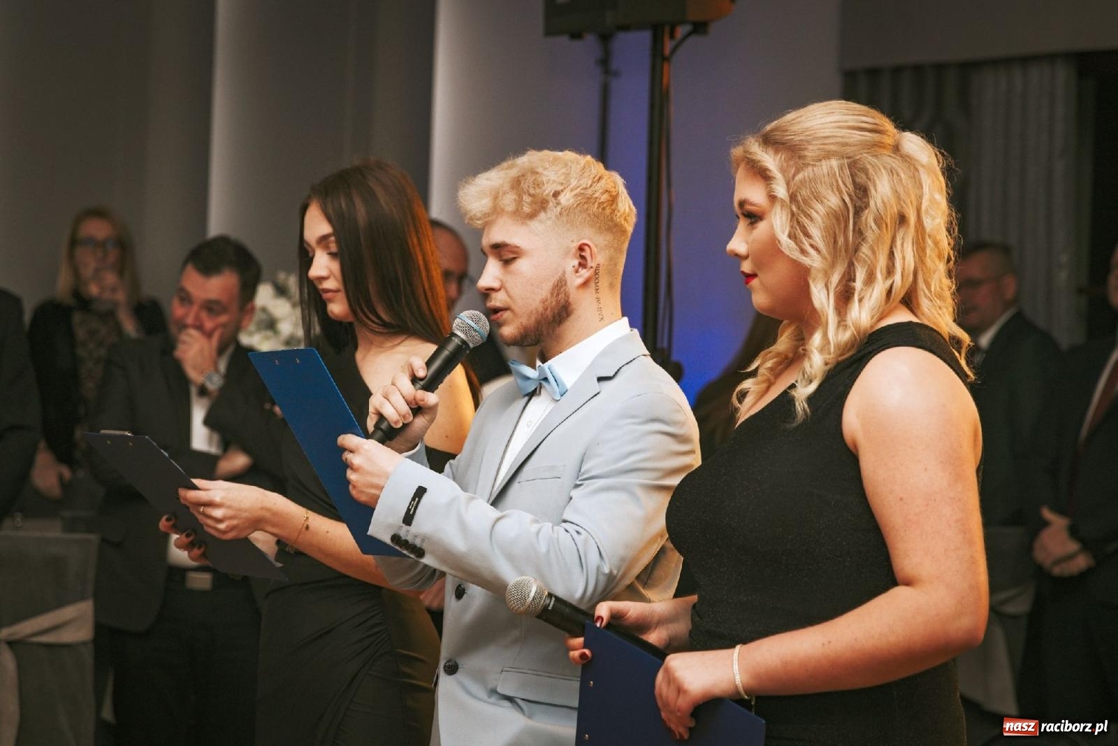 Zdjęcie w galerii na portalu naszraciborz.pl: W ZSOMS studniówka i Abraham [FOTO i WIDEO] wiadomości z regionu