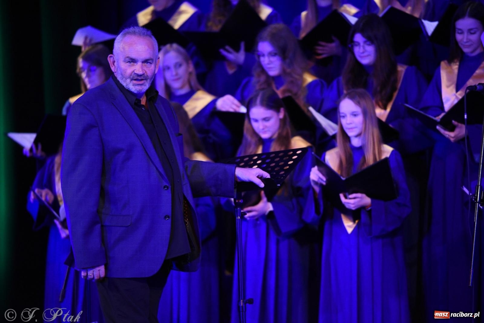 Zdjęcie w galerii na portalu naszraciborz.pl: Koncert kolęd i pastorałek chóru Bel Canto wiadomości z regionu