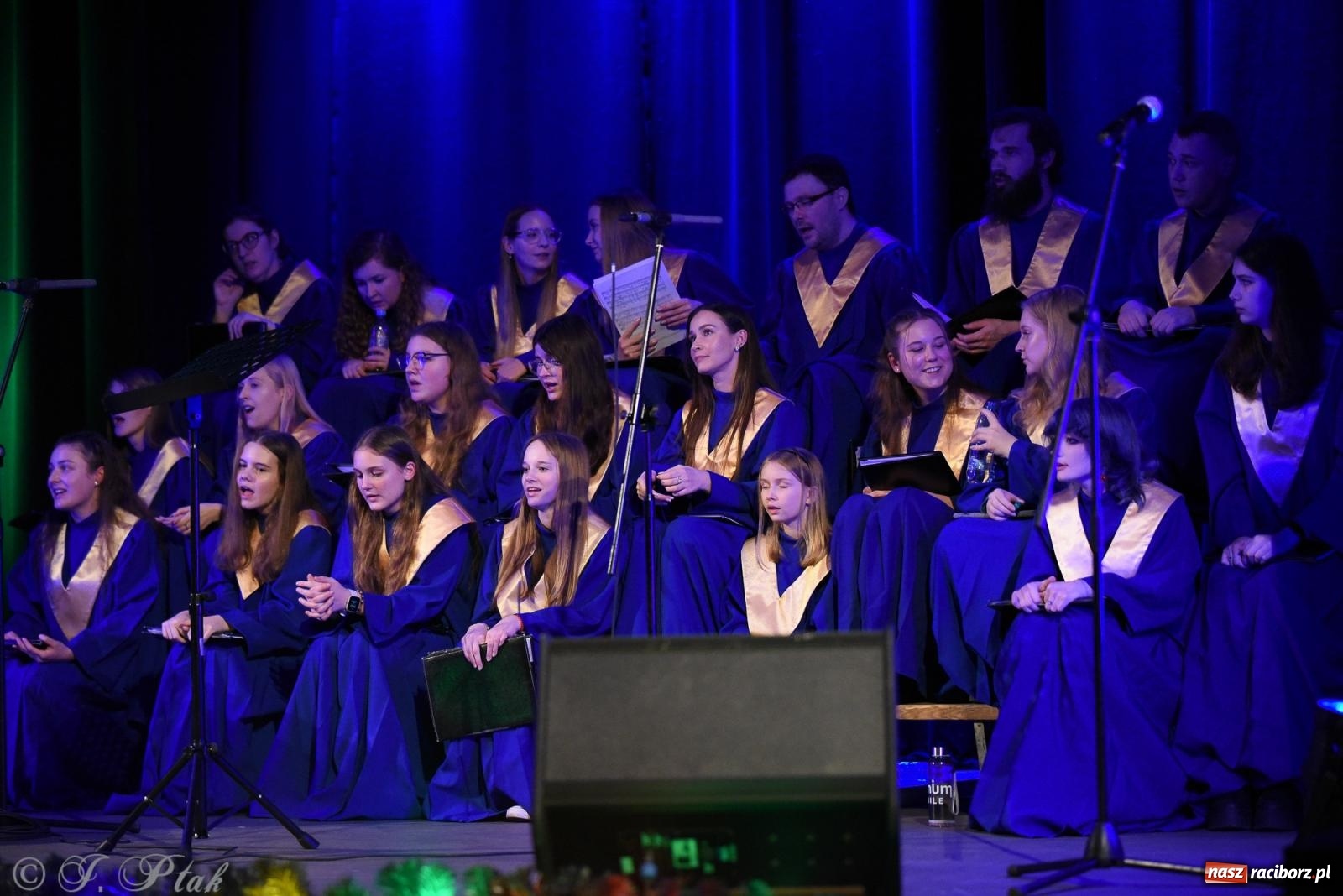Zdjęcie w galerii na portalu naszraciborz.pl: Koncert kolęd i pastorałek chóru Bel Canto wiadomości z regionu