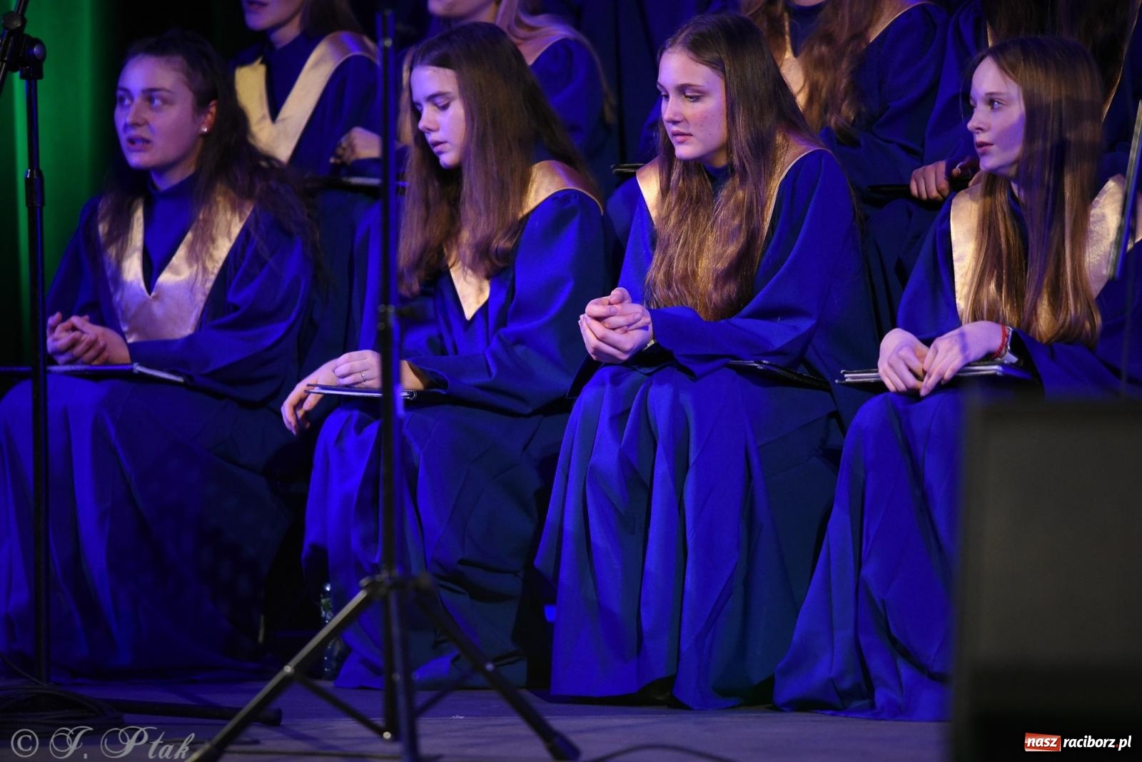 Zdjęcie w galerii na portalu naszraciborz.pl: Koncert kolęd i pastorałek chóru Bel Canto wiadomości z regionu