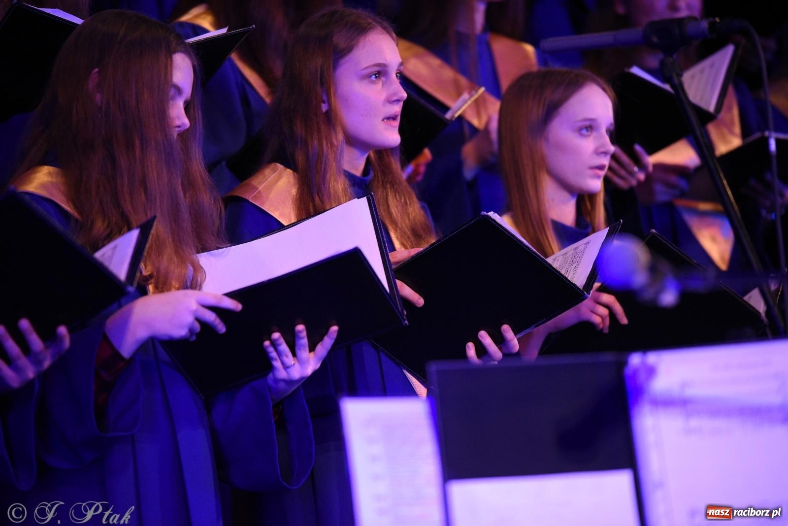 Zdjęcie w galerii na portalu naszraciborz.pl: Koncert kolęd i pastorałek chóru Bel Canto wiadomości z regionu