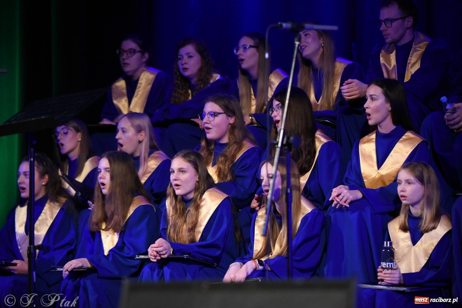 Zdjęcie w galerii na portalu naszraciborz.pl: Koncert kolęd i pastorałek chóru Bel Canto wiadomości z regionu