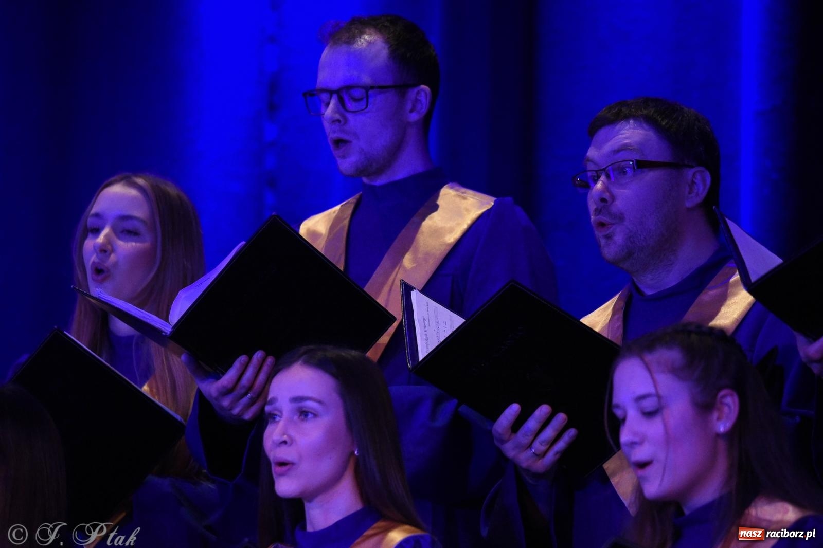 Zdjęcie w galerii na portalu naszraciborz.pl: Koncert kolęd i pastorałek chóru Bel Canto wiadomości z regionu