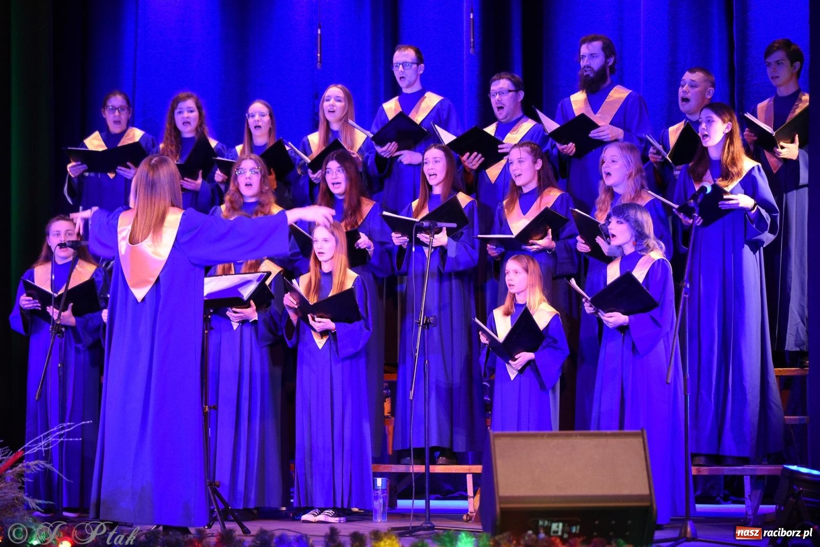 Zdjęcie w galerii na portalu naszraciborz.pl: Koncert kolęd i pastorałek chóru Bel Canto wiadomości z regionu