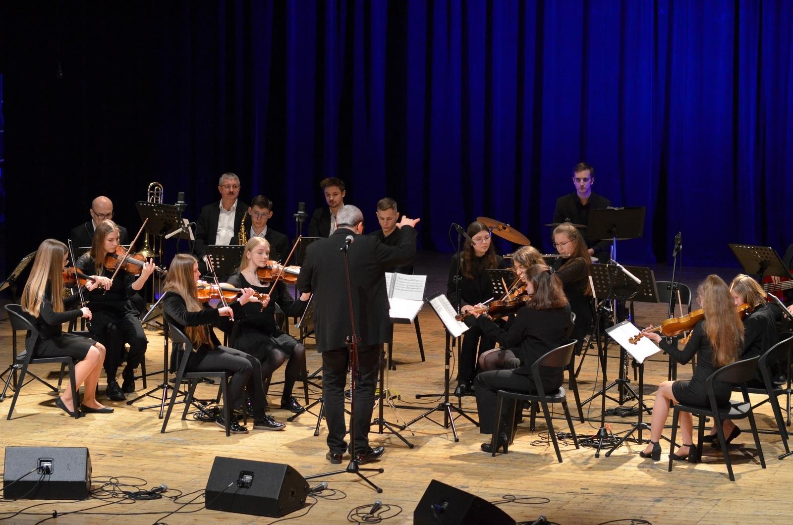 Zdjęcie w galerii na portalu naszraciborz.pl: Raciborskie Centrum Kultury zaprasza na koncerty zimowe wiadomości z regionu