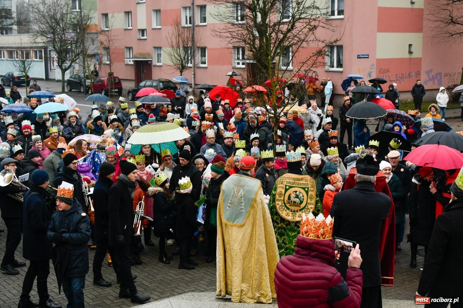 Zdjęcie w galerii na portalu naszraciborz.pl: Raciborski Orszak Trzech Króli [FOTO i WIDEO] wiadomości z regionu