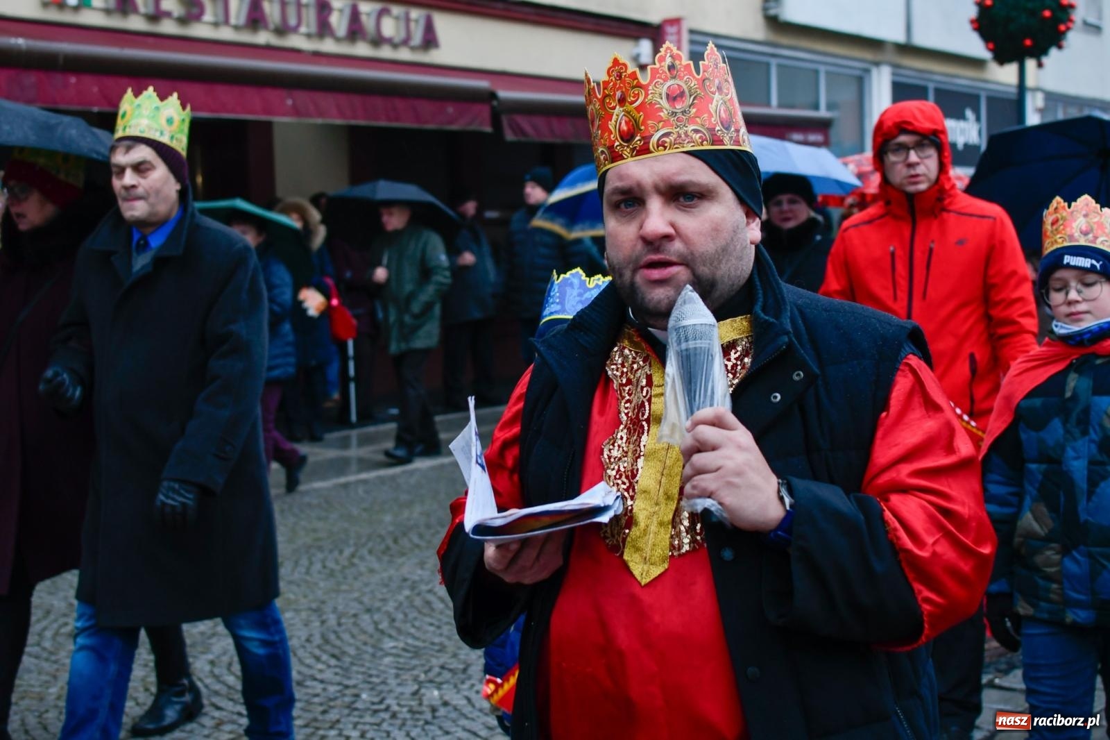Zdjęcie w galerii na portalu naszraciborz.pl: Raciborski Orszak Trzech Króli [FOTO i WIDEO] wiadomości z regionu