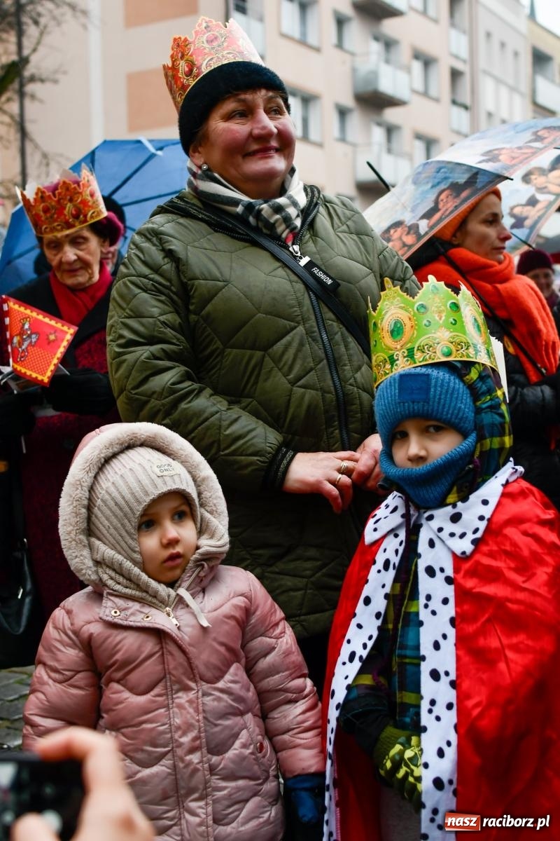 Zdjęcie w galerii na portalu naszraciborz.pl: Raciborski Orszak Trzech Króli [FOTO i WIDEO] wiadomości z regionu