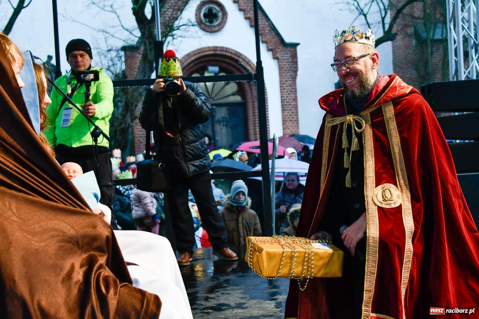 Zdjęcie w galerii na portalu naszraciborz.pl: Raciborski Orszak Trzech Króli [FOTO i WIDEO] wiadomości z regionu