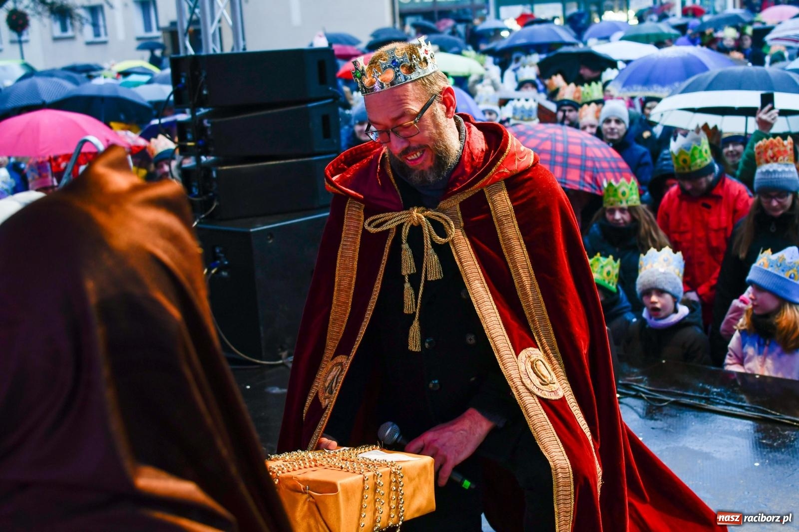 Zdjęcie w galerii na portalu naszraciborz.pl: Raciborski Orszak Trzech Króli [FOTO i WIDEO] wiadomości z regionu