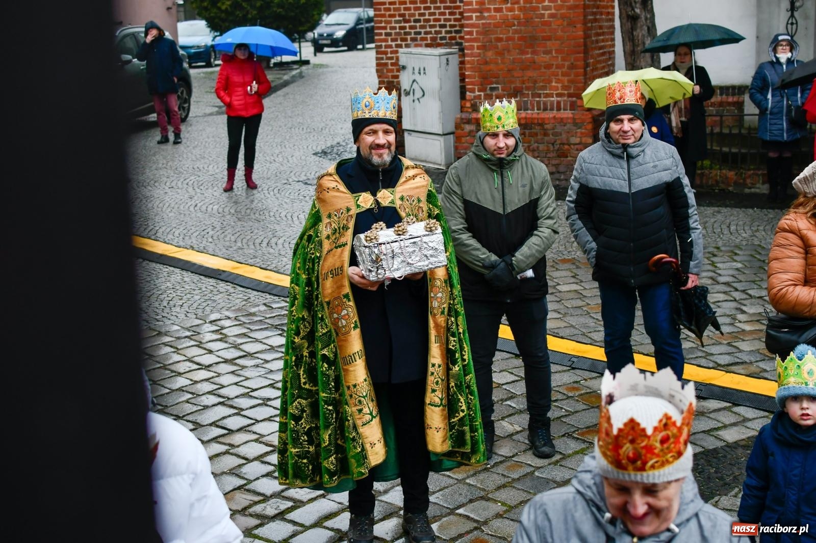 Zdjęcie w galerii na portalu naszraciborz.pl: Raciborski Orszak Trzech Króli [FOTO i WIDEO] wiadomości z regionu