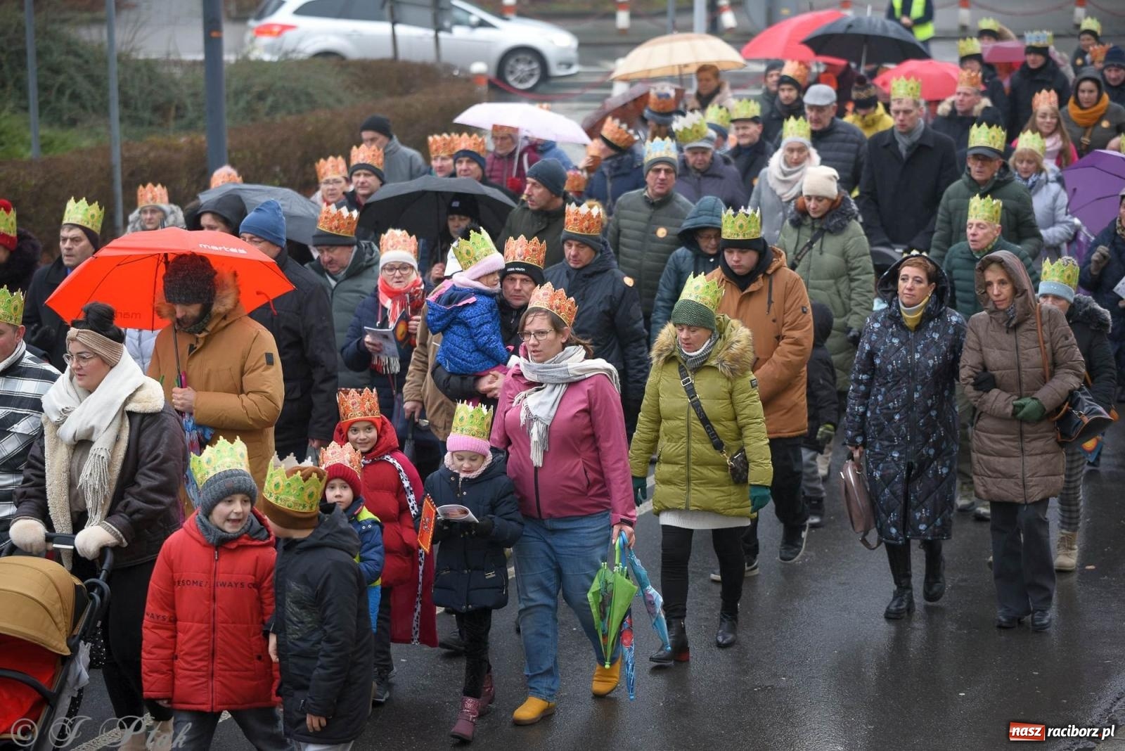 Zdjęcie w galerii na portalu naszraciborz.pl: Raciborski Orszak Trzech Króli [FOTO i WIDEO] wiadomości z regionu