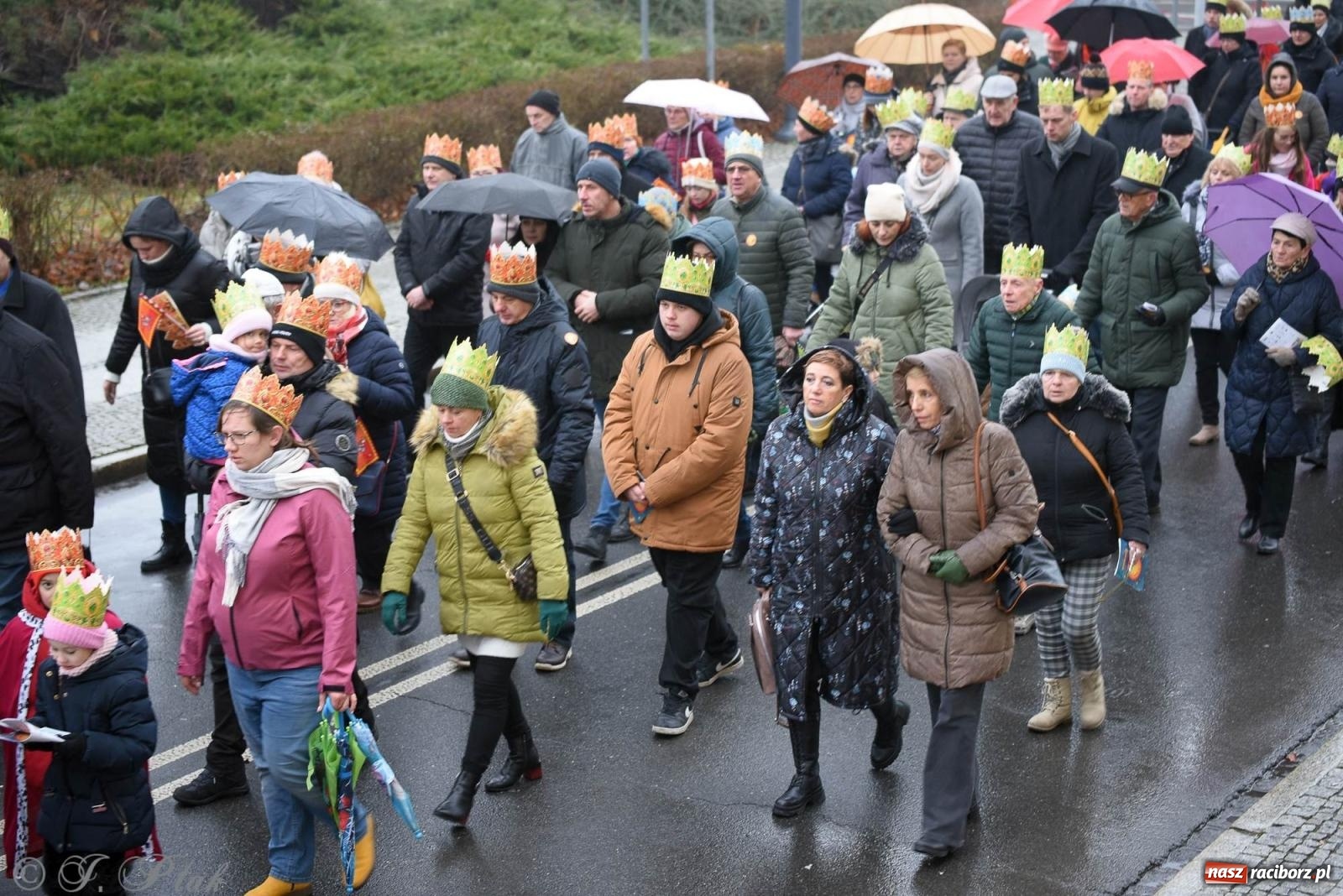 Zdjęcie w galerii na portalu naszraciborz.pl: Raciborski Orszak Trzech Króli [FOTO i WIDEO] wiadomości z regionu