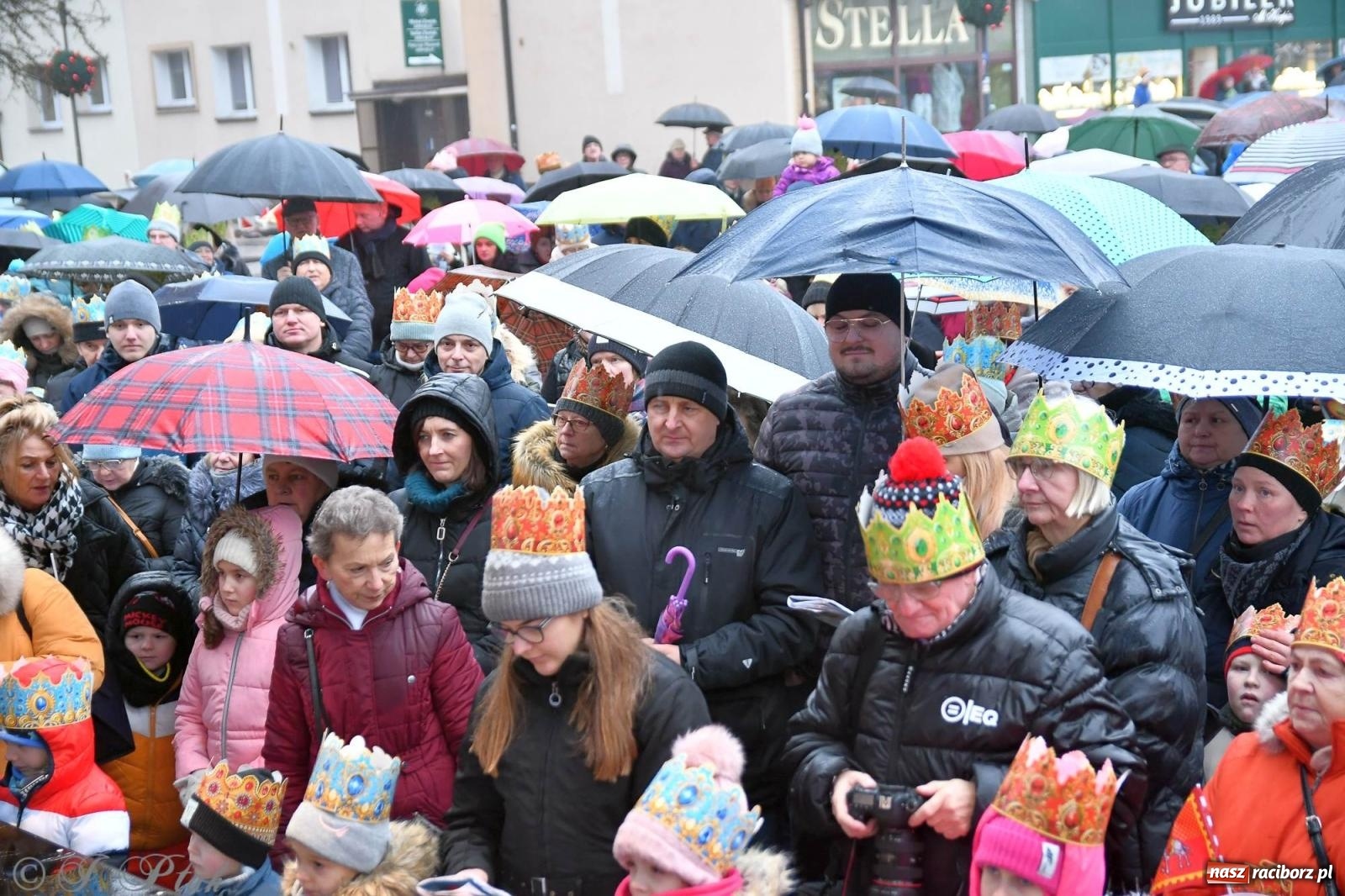 Zdjęcie w galerii na portalu naszraciborz.pl: Raciborski Orszak Trzech Króli [FOTO i WIDEO] wiadomości z regionu