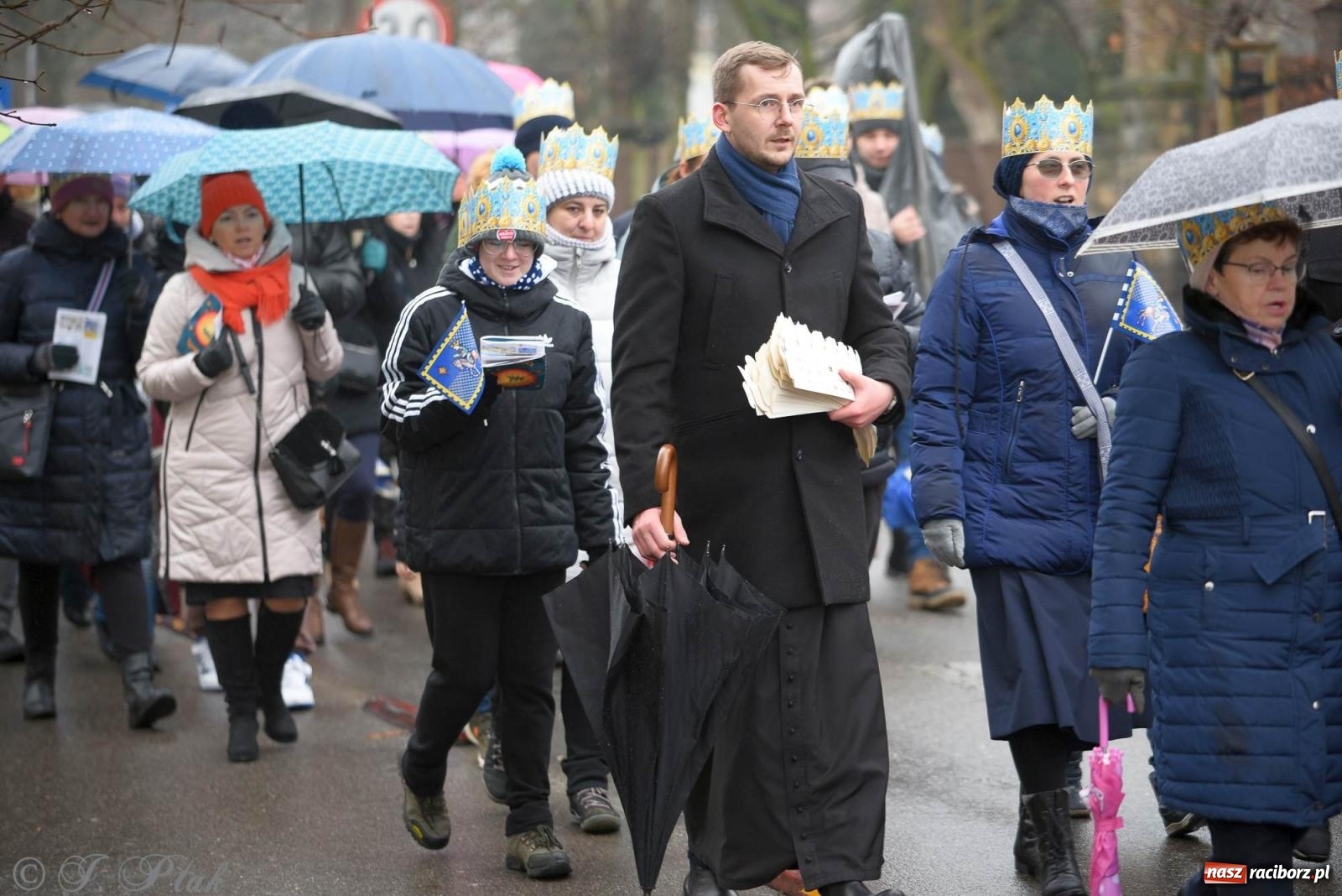 Zdjęcie w galerii na portalu naszraciborz.pl: Raciborski Orszak Trzech Króli [FOTO i WIDEO] wiadomości z regionu