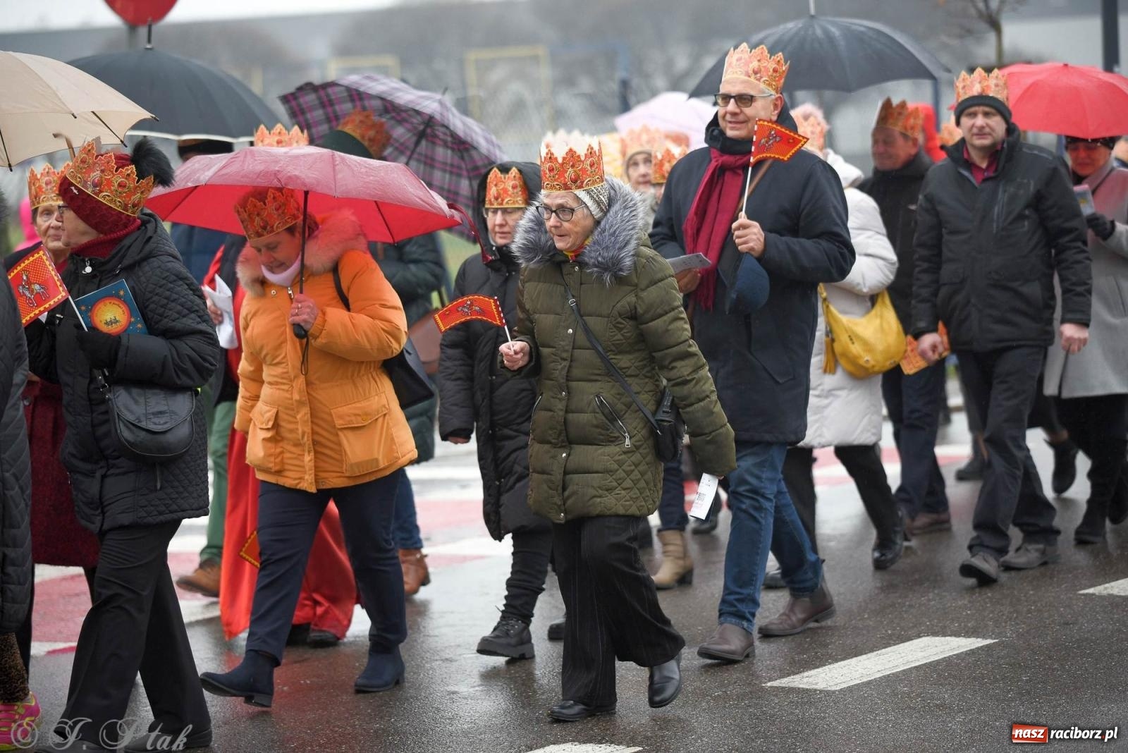 Zdjęcie w galerii na portalu naszraciborz.pl: Raciborski Orszak Trzech Króli [FOTO i WIDEO] wiadomości z regionu