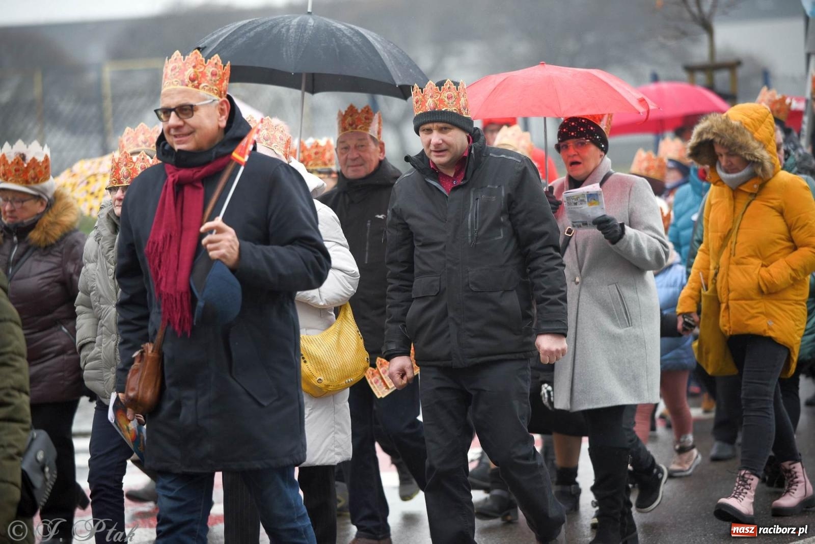 Zdjęcie w galerii na portalu naszraciborz.pl: Raciborski Orszak Trzech Króli [FOTO i WIDEO] wiadomości z regionu