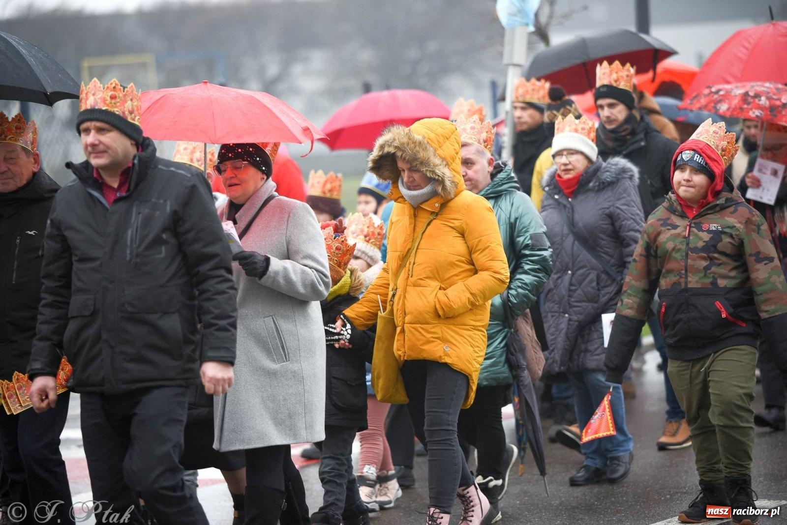 Zdjęcie w galerii na portalu naszraciborz.pl: Raciborski Orszak Trzech Króli [FOTO i WIDEO] wiadomości z regionu