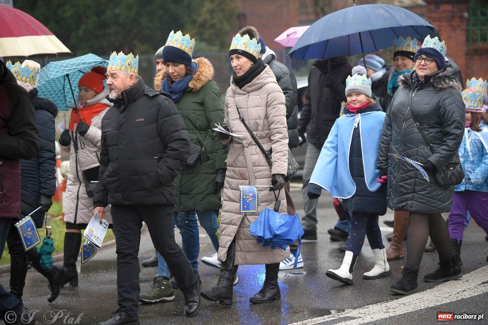 Zdjęcie w galerii na portalu naszraciborz.pl: Raciborski Orszak Trzech Króli [FOTO i WIDEO] wiadomości z regionu