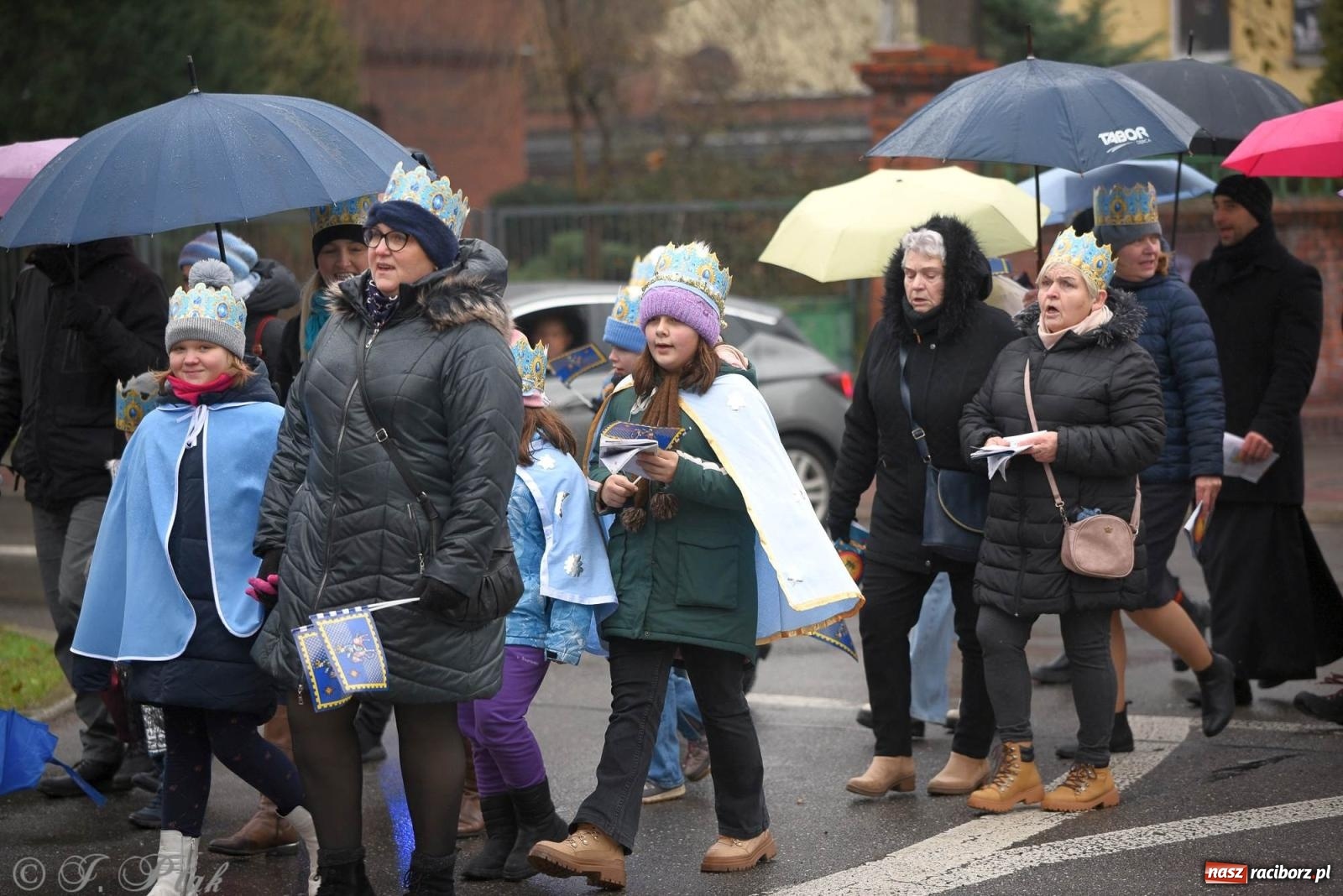 Zdjęcie w galerii na portalu naszraciborz.pl: Raciborski Orszak Trzech Króli [FOTO i WIDEO] wiadomości z regionu