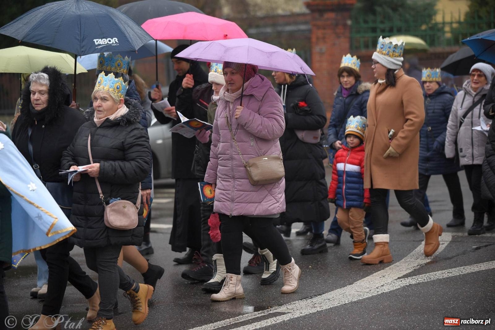 Zdjęcie w galerii na portalu naszraciborz.pl: Raciborski Orszak Trzech Króli [FOTO i WIDEO] wiadomości z regionu