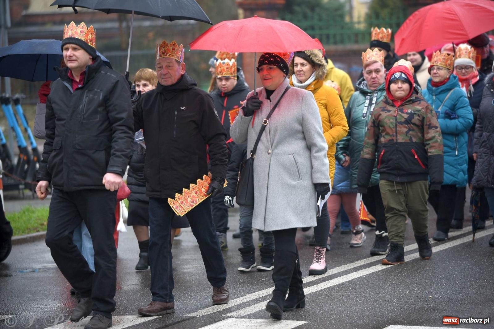 Zdjęcie w galerii na portalu naszraciborz.pl: Raciborski Orszak Trzech Króli [FOTO i WIDEO] wiadomości z regionu