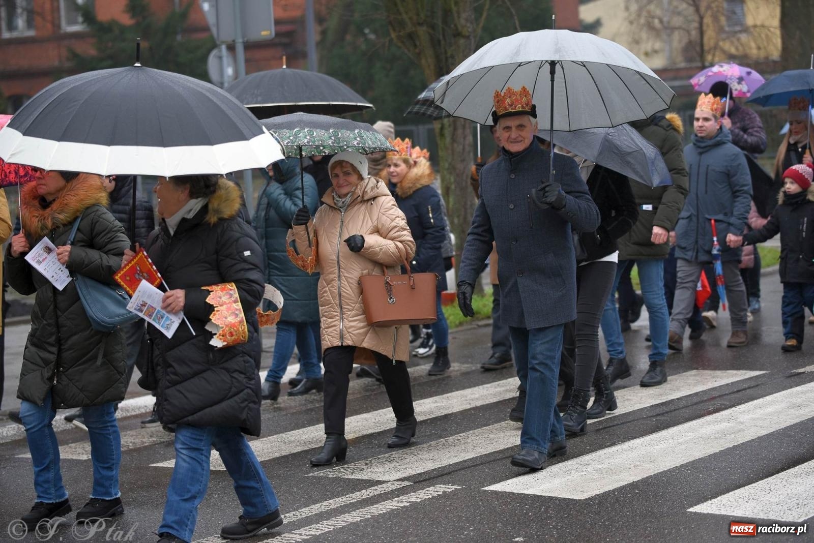 Zdjęcie w galerii na portalu naszraciborz.pl: Raciborski Orszak Trzech Króli [FOTO i WIDEO] wiadomości z regionu
