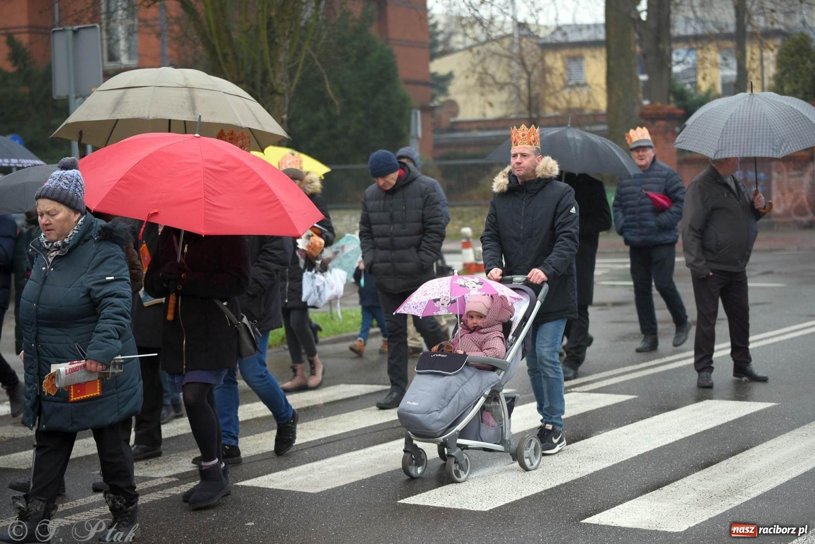 Zdjęcie w galerii na portalu naszraciborz.pl: Raciborski Orszak Trzech Króli [FOTO i WIDEO] wiadomości z regionu