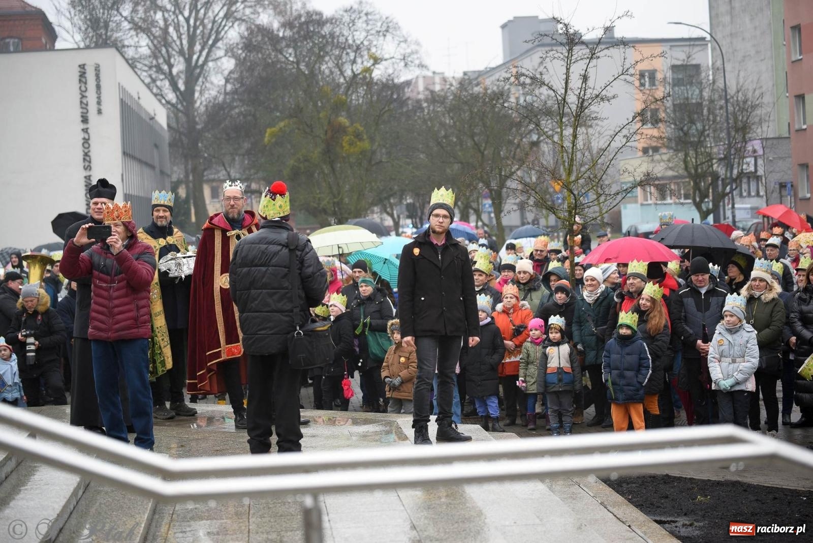 Zdjęcie w galerii na portalu naszraciborz.pl: Raciborski Orszak Trzech Króli [FOTO i WIDEO] wiadomości z regionu