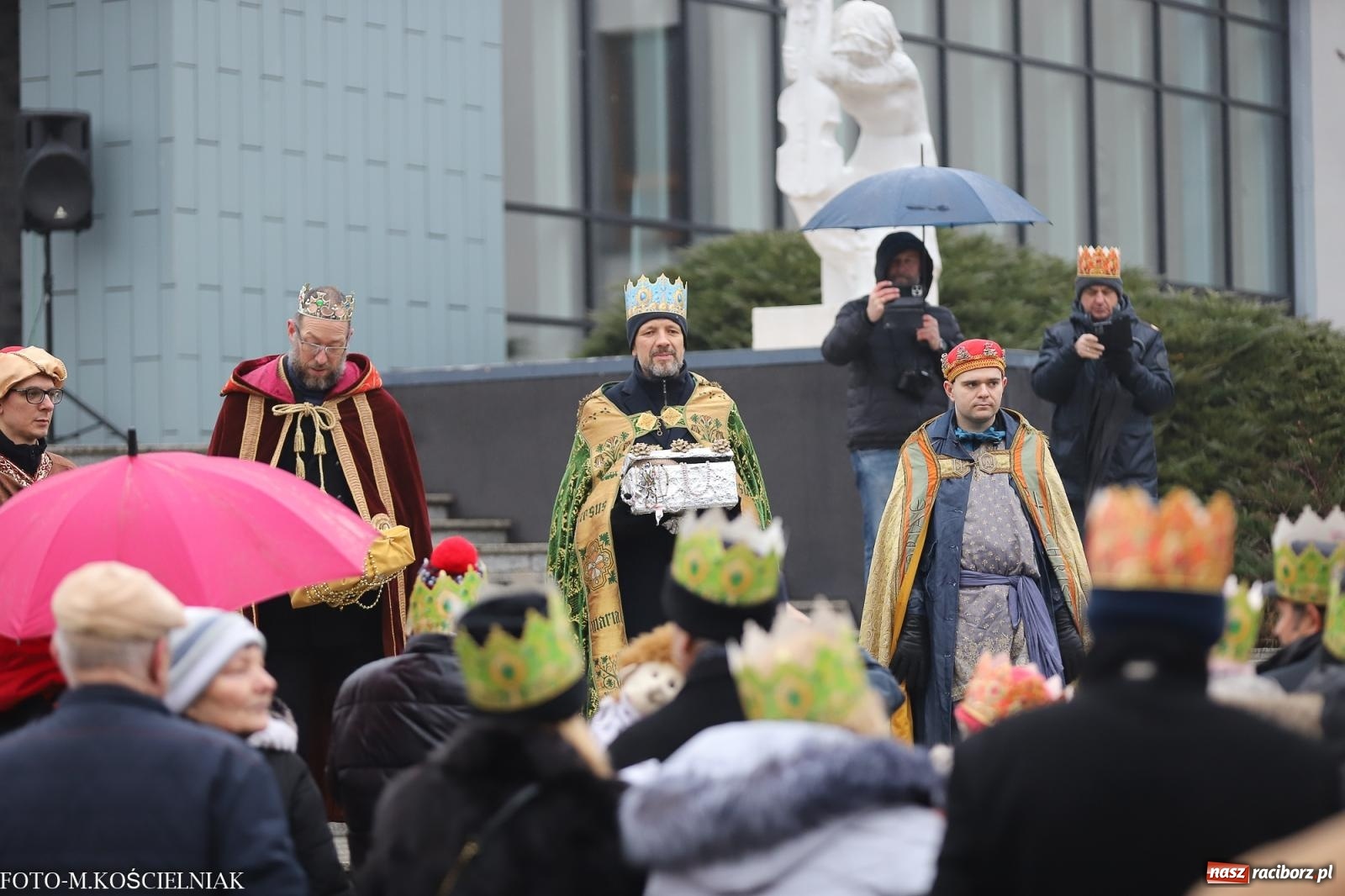 Zdjęcie w galerii na portalu naszraciborz.pl: Raciborski Orszak Trzech Króli [FOTO i WIDEO] wiadomości z regionu