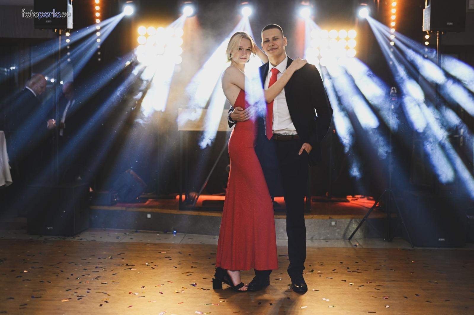 Zdjęcie w galerii na portalu naszraciborz.pl: Zabawa do białego rana. Studniówka ZSOMS na bis! wiadomości z regionu