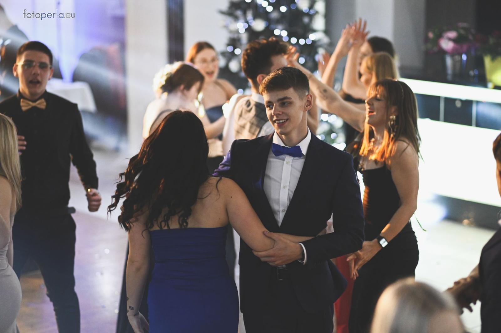 Zdjęcie w galerii na portalu naszraciborz.pl: Zabawa do białego rana. Studniówka ZSOMS na bis! wiadomości z regionu