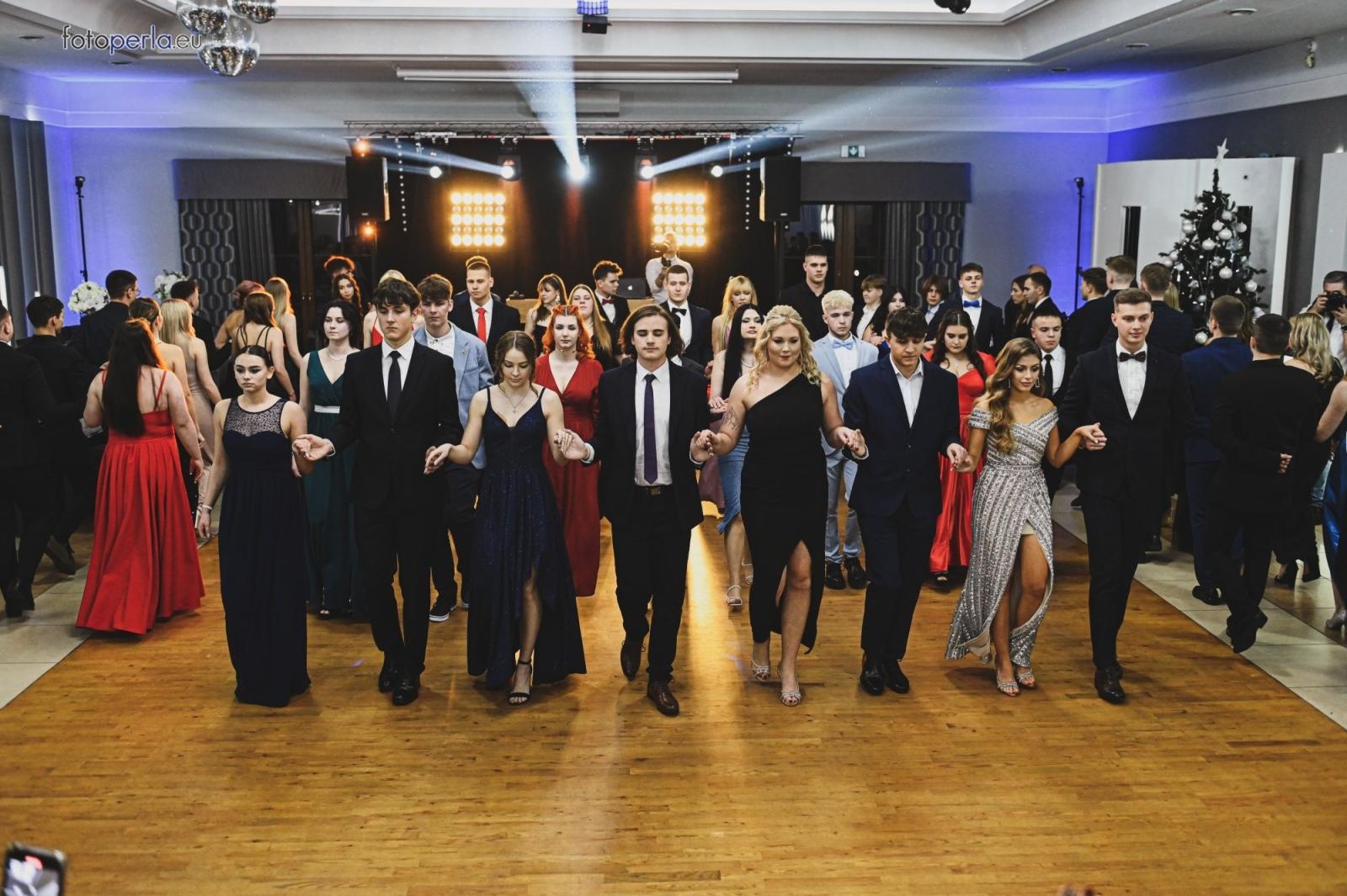 Zdjęcie w galerii na portalu naszraciborz.pl: Zabawa do białego rana. Studniówka ZSOMS na bis! wiadomości z regionu