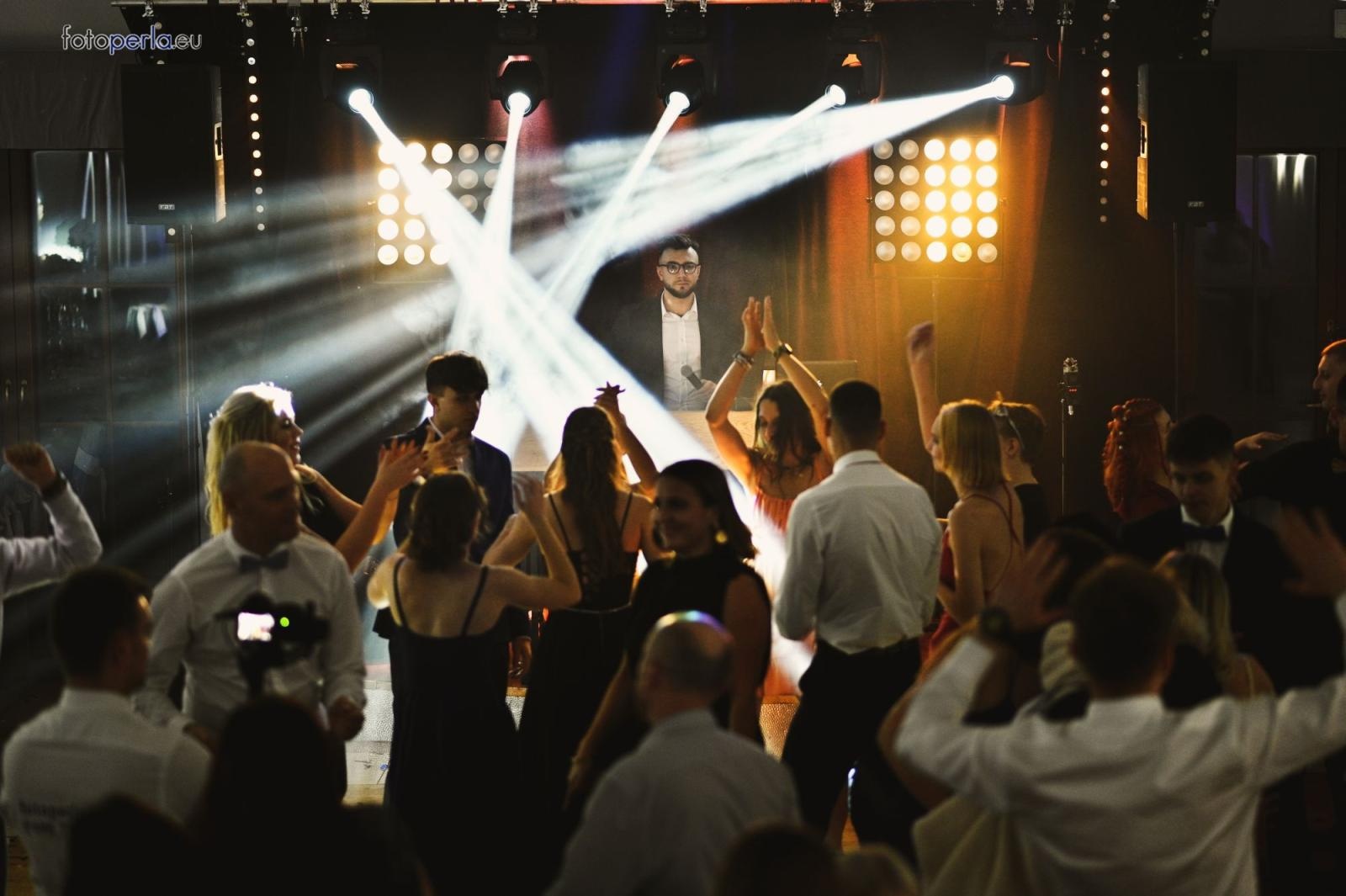 Zdjęcie w galerii na portalu naszraciborz.pl: Zabawa do białego rana. Studniówka ZSOMS na bis! wiadomości z regionu