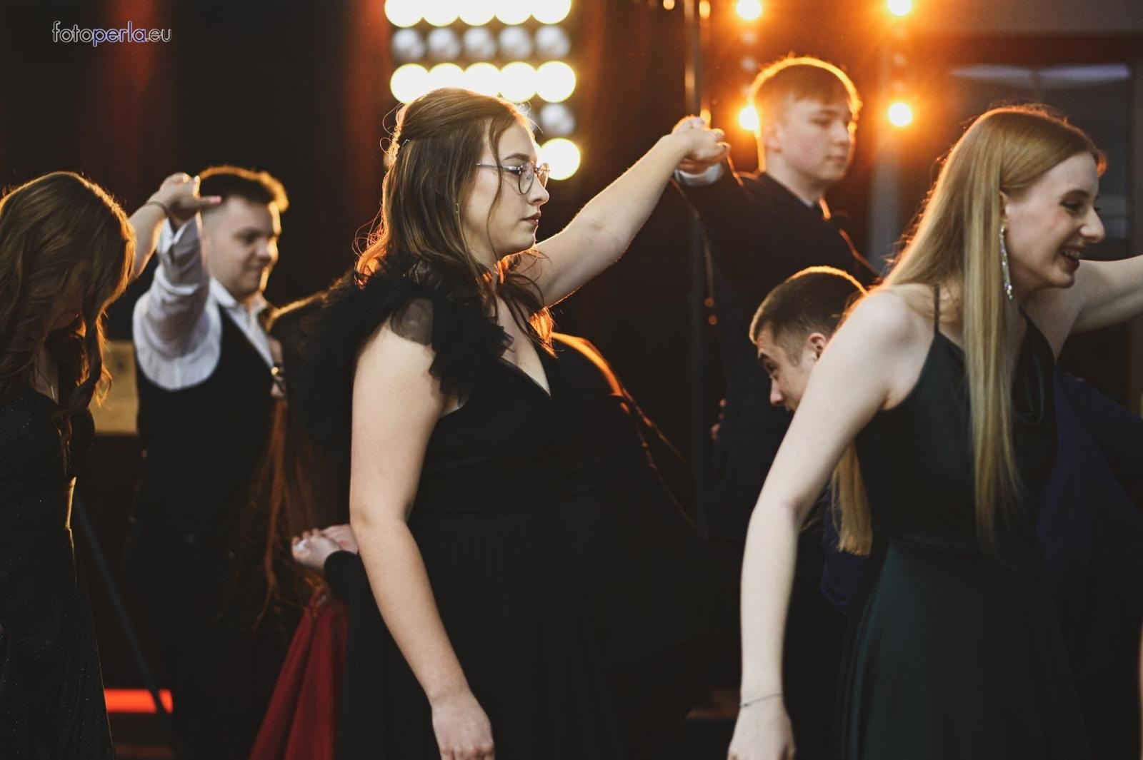 Zdjęcie w galerii na portalu naszraciborz.pl: Zabawa do białego rana. Studniówka ZSOMS na bis! wiadomości z regionu
