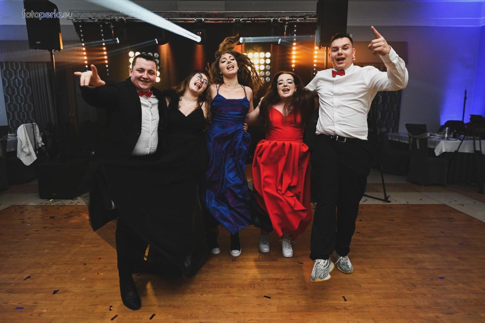 Zdjęcie w galerii na portalu naszraciborz.pl: Zabawa do białego rana. Studniówka ZSOMS na bis! wiadomości z regionu