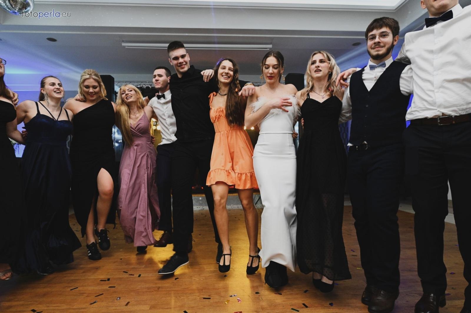 Zdjęcie w galerii na portalu naszraciborz.pl: Zabawa do białego rana. Studniówka ZSOMS na bis! wiadomości z regionu