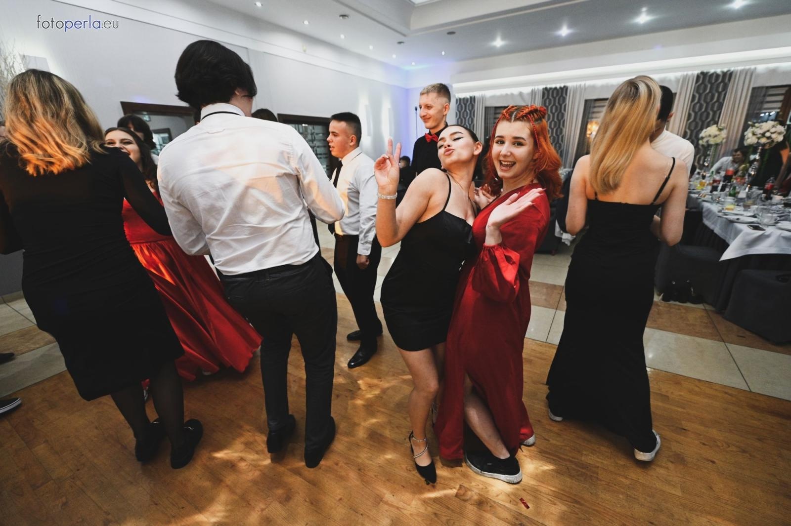 Zdjęcie w galerii na portalu naszraciborz.pl: Zabawa do białego rana. Studniówka ZSOMS na bis! wiadomości z regionu