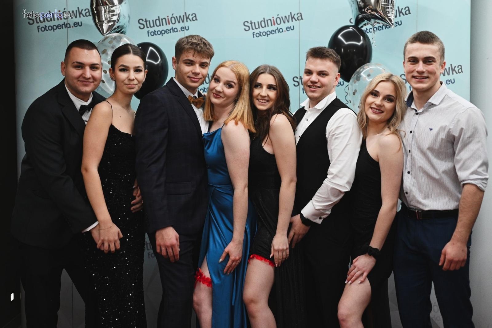 Zdjęcie w galerii na portalu naszraciborz.pl: Zabawa do białego rana. Studniówka ZSOMS na bis! wiadomości z regionu