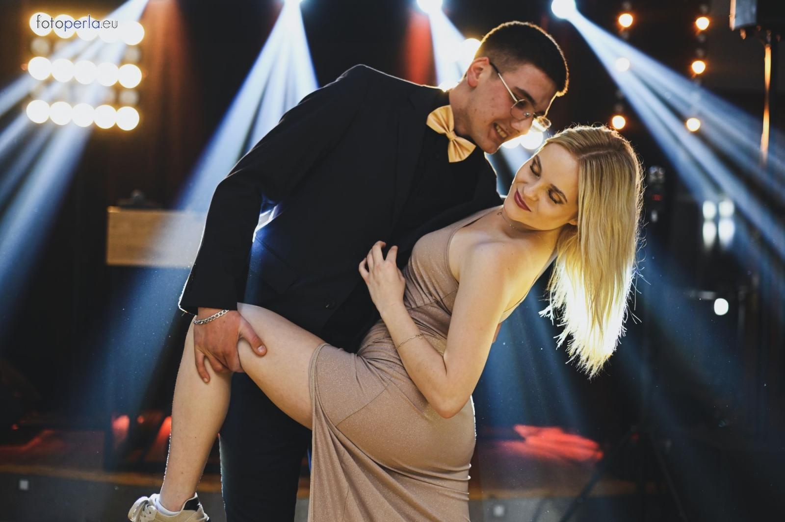 Zdjęcie w galerii na portalu naszraciborz.pl: Zabawa do białego rana. Studniówka ZSOMS na bis! wiadomości z regionu