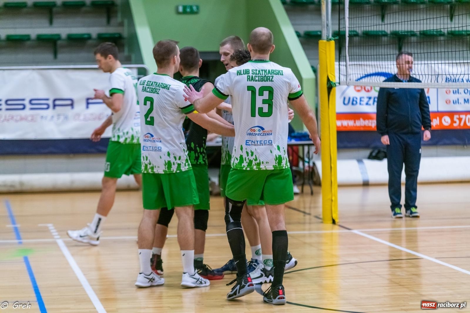 Zdjęcie w galerii na portalu naszraciborz.pl: Choć liderowi się postawili, punktów nie zdobyli [FOTO i WIDEO] wiadomości z regionu