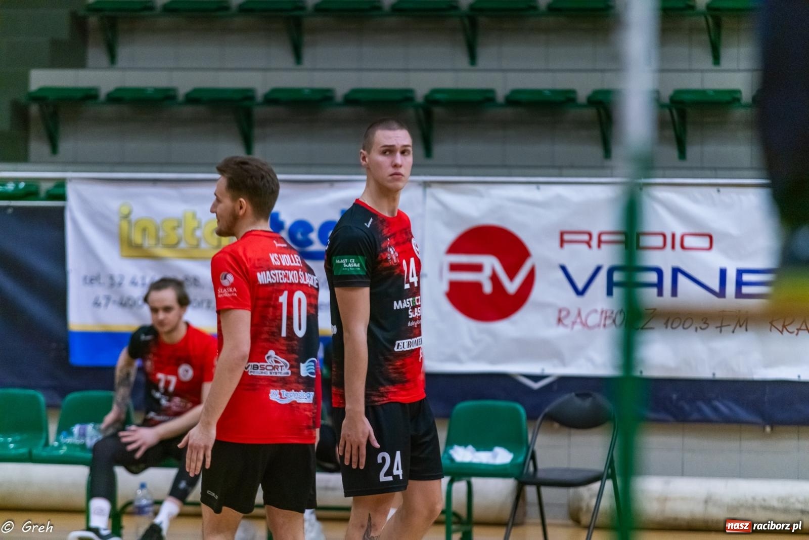 Zdjęcie w galerii na portalu naszraciborz.pl: Choć liderowi się postawili, punktów nie zdobyli [FOTO i WIDEO] wiadomości z regionu