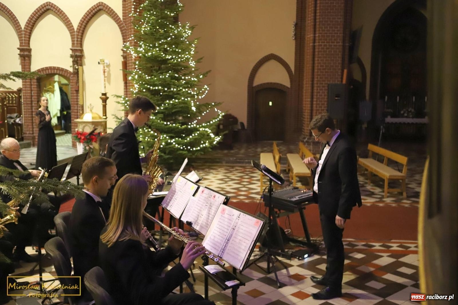 Zdjęcie w galerii na portalu naszraciborz.pl: Świąteczny koncert Orkiestry Dętej z Krzyżanowic [FOTO i WIDEO] wiadomości z regionu