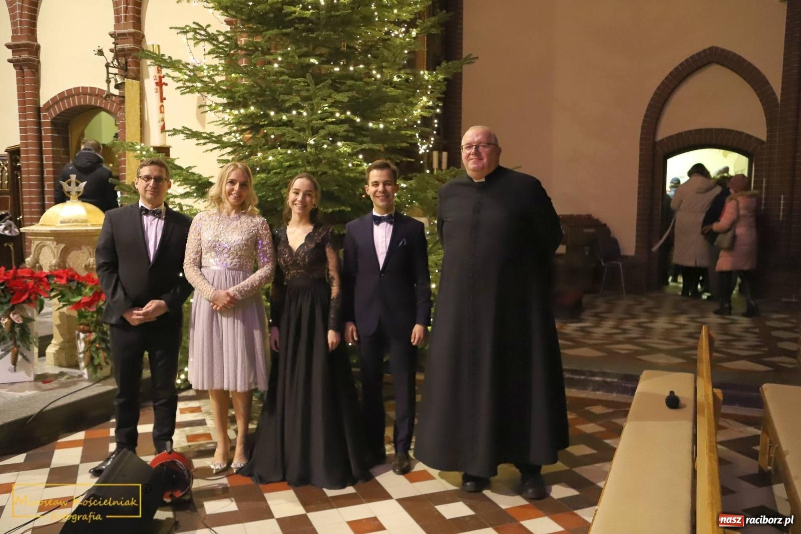 Zdjęcie w galerii na portalu naszraciborz.pl: Świąteczny koncert Orkiestry Dętej z Krzyżanowic [FOTO i WIDEO] wiadomości z regionu