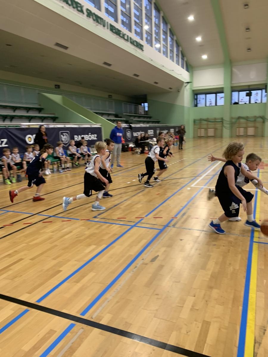 Zdjęcie w galerii na portalu naszraciborz.pl: Udana sobota młodych zawodników Minibasketball Racibórz wiadomości z regionu